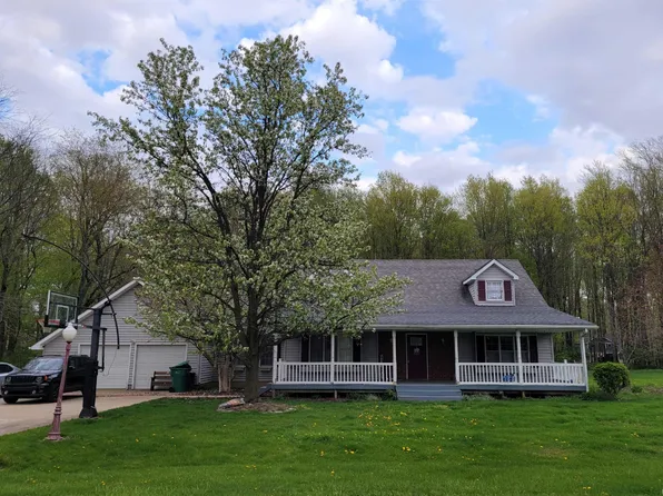 1753 S Deer Park Dr, Peru, IN 46970