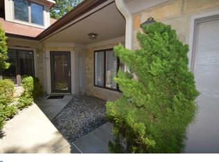 18 Morton Ct, Lawrence Township, NJ 08648