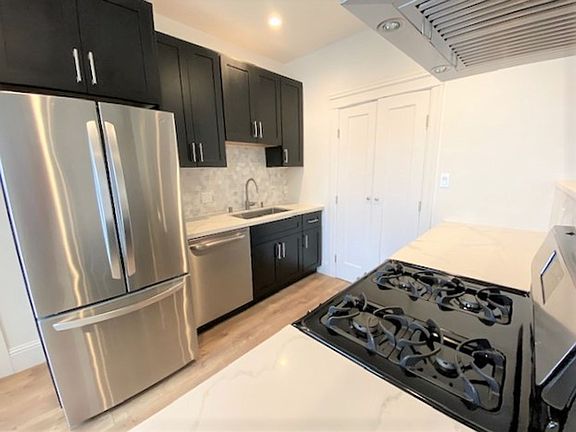 2nd image of 1165 Francisco St APT 10