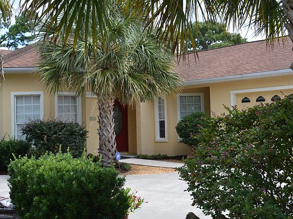 4th image of 740 Lake Diamond Ave