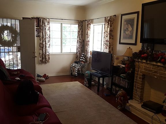 4th image of 4055 Sequoia St