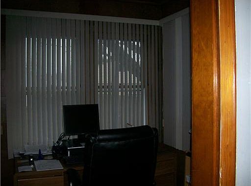 3rd image of 923 S 23rd St