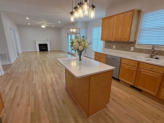 4th image of 509 Wyndhurst Dr
