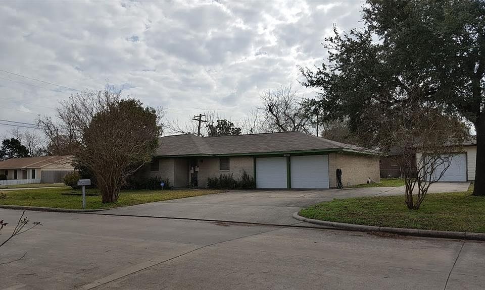 1st image of 2901 19th Ave N