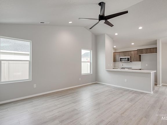 4th image of 19314 Susquehanna Way