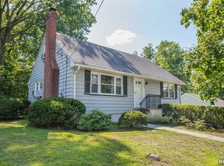 565 Taylor Ave, Oradell, NJ 07649