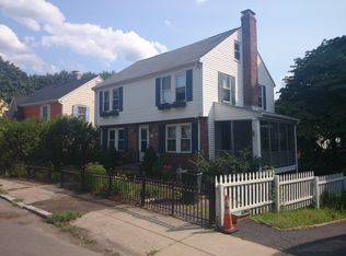 297 Wachusett St, Jamaica Plain, MA 02130