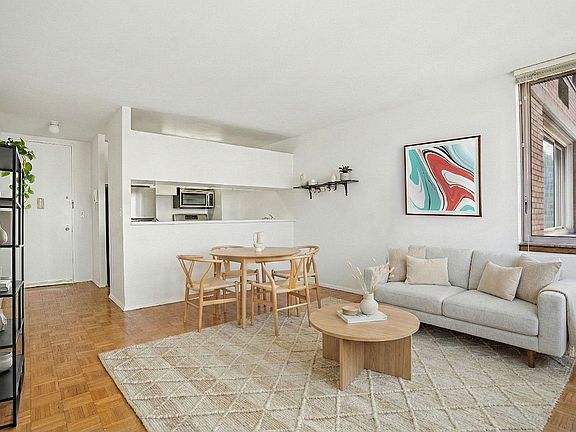 3rd image of 235 E 40th St APT 39E