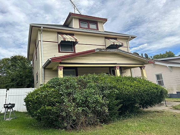 3rd image of 836 Kumler Ave