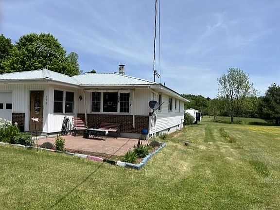 2nd image of 772 River Rd