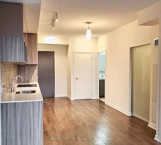 52 Forest Manor Rd #201 — Photo 3