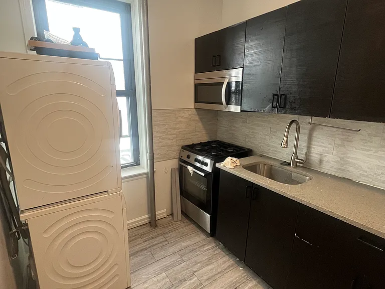 560 Prospect Pl #8 — Photo 3