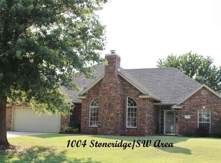 1004 S Stoneridge Dr, Stillwater, OK 74074