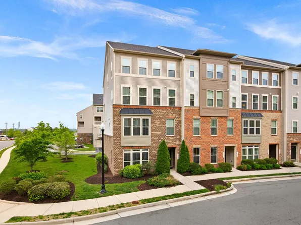 25284 Gray Poplar Ter, Aldie, VA 20105