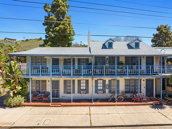 3rd image of 6051 La Jolla Hermosa Ave