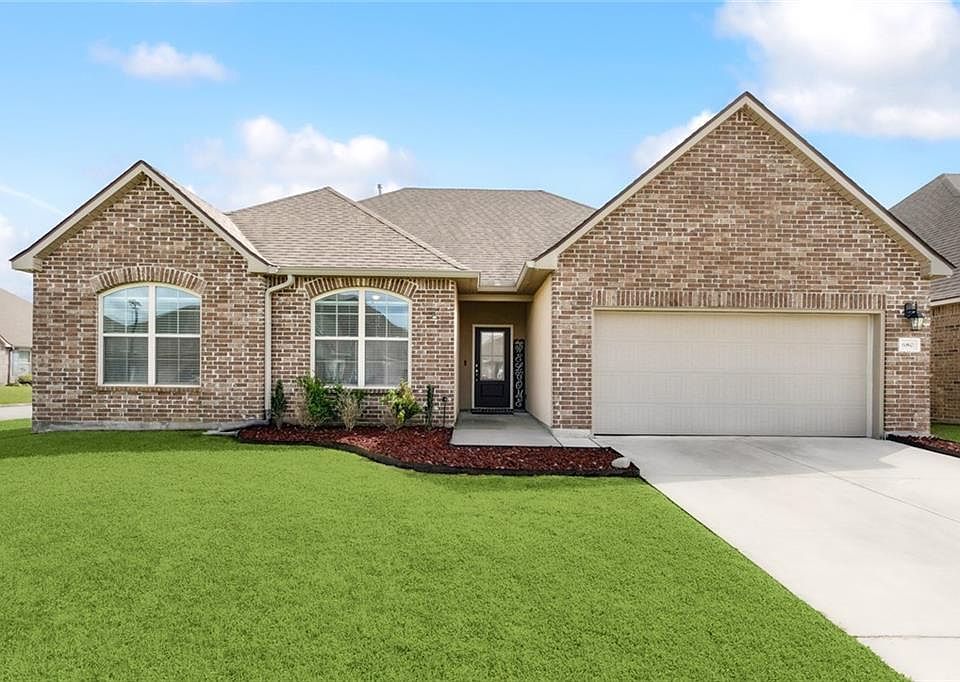 1st image of 680 Lakeshore Village Dr