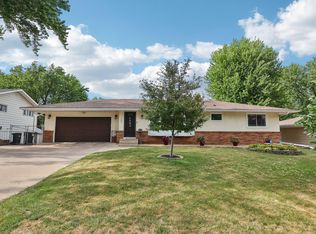 3403 71st St E, Inver Grove Heights, MN 55076