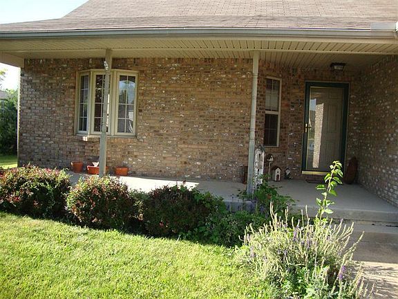 2nd image of 51 Hillsdale Dr