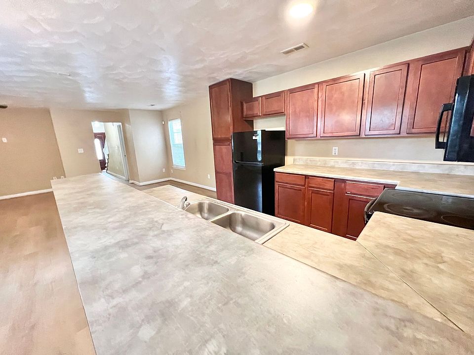 1st image of 1515 W 40th St