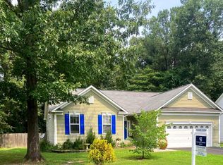 211 Meadow Ave, Colonial Beach, VA 22443
