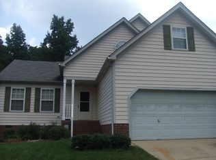 8204 Gresham Trace Ln, Raleigh, NC 27615