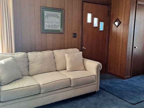 4th image of 91 Union St