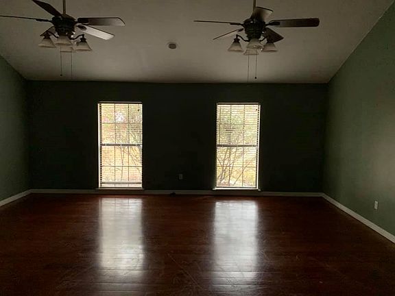 5th image of 44 Twin Oaks Dr