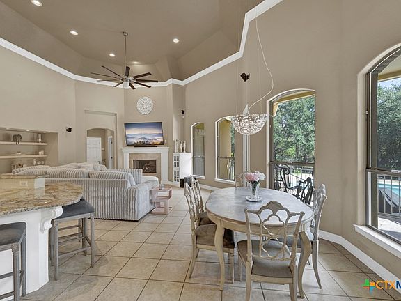 5th image of 9752 Trophy Oaks Dr