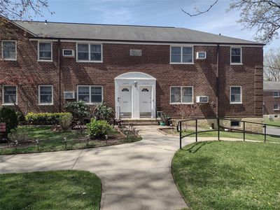 251-45 61 Avenue #2, Little Neck, NY, 11362