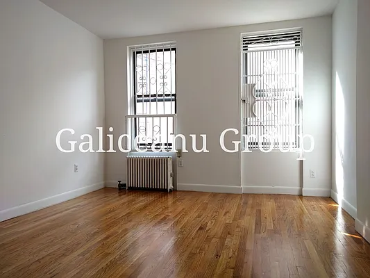 Rented by Lexington Real Estate Group | media 13