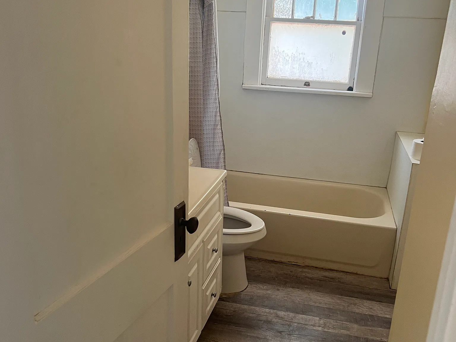401 Ross Ave — Photo 4