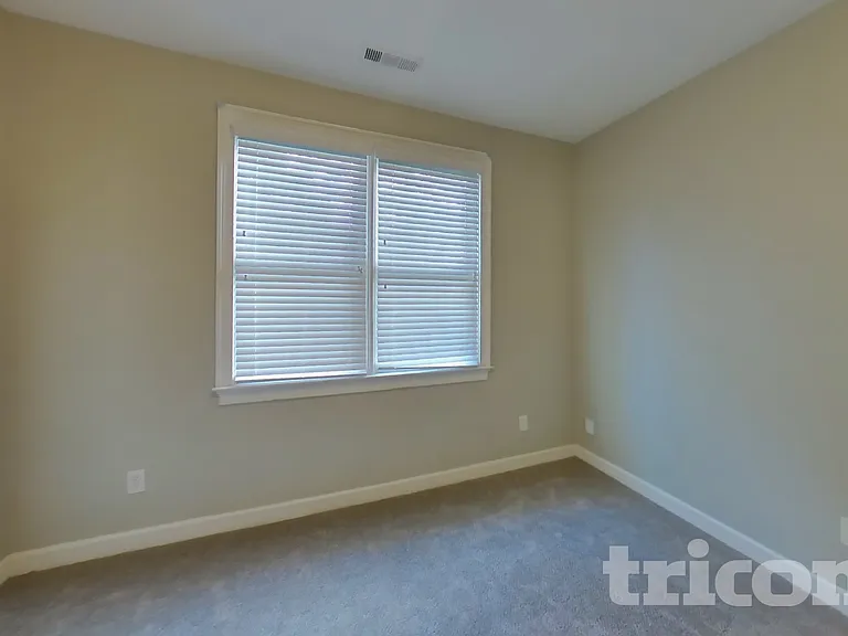 129 Green Branch Dr — Photo 7