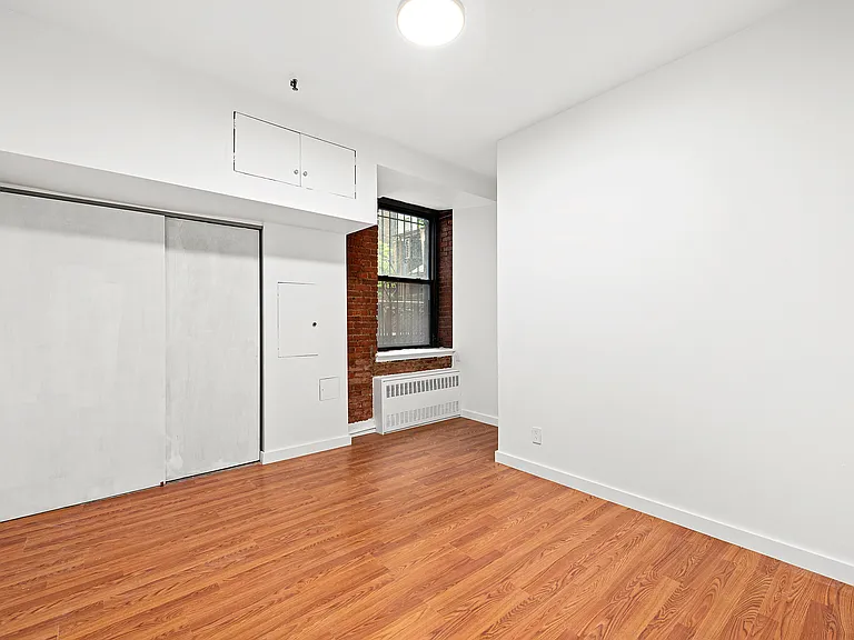 324 Pearl St #1G — Photo 7
