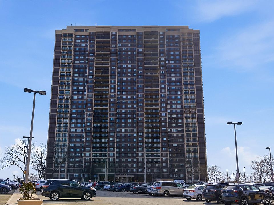 1st image of 27110 Grand Central Parkway #26A