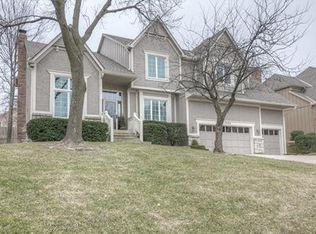 13705 W 76th Cir, Lenexa, KS 66216