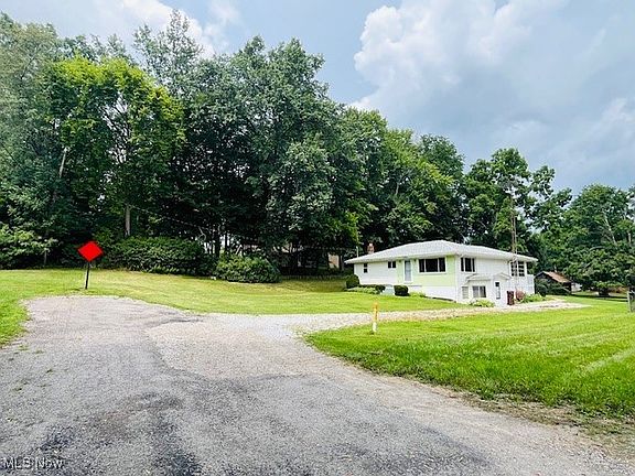 5th image of 3035 Woodland Pl