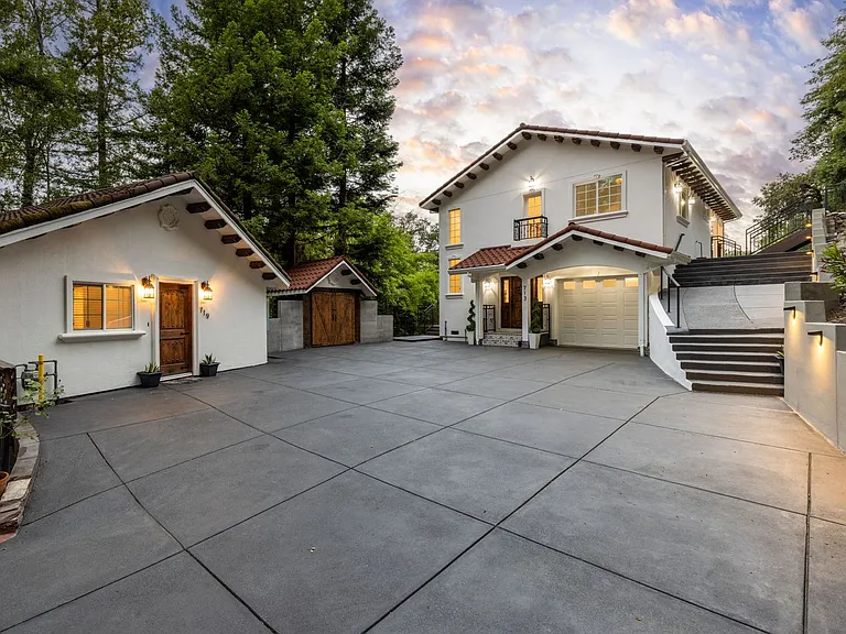 713 Wikiup Dr — Photo 1