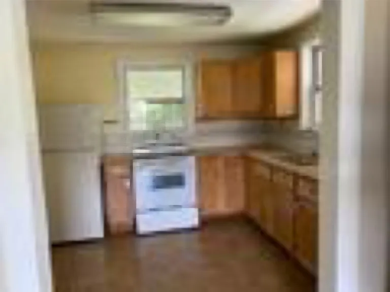 244 W 8th Ave — Photo 11
