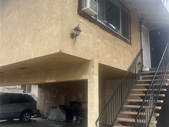 5th image of 1137 N Ardmore Hollywood Hls E