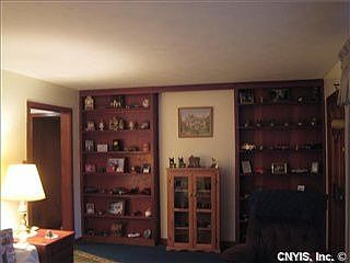 5th image of 29 Artillery Ln