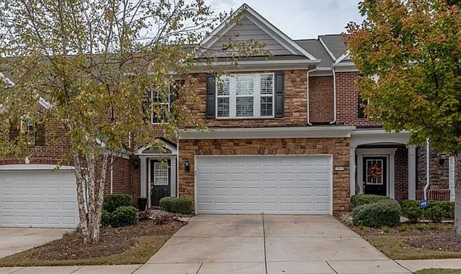 1st image of 16840 Dunaverty Pl