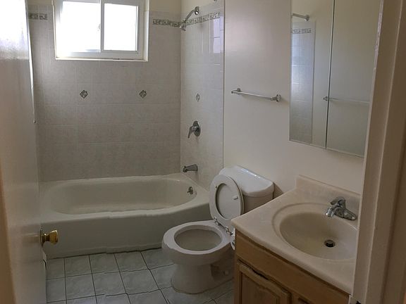 4th image of 21019 41st Ave #3