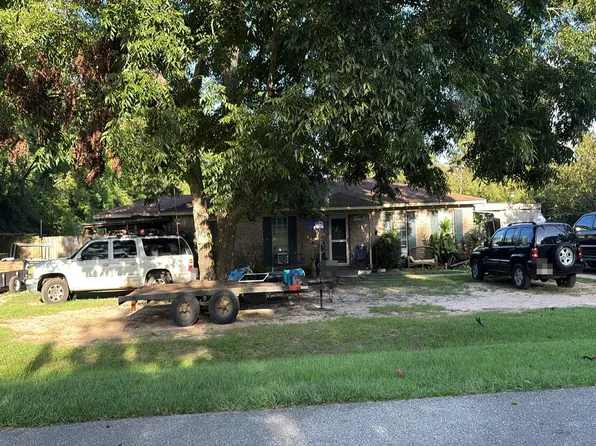 4600 Rose Hill Dr, Mobile, AL 36619