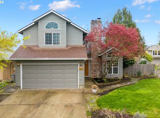 8620 SW Hamlet St, Tigard, OR 97224