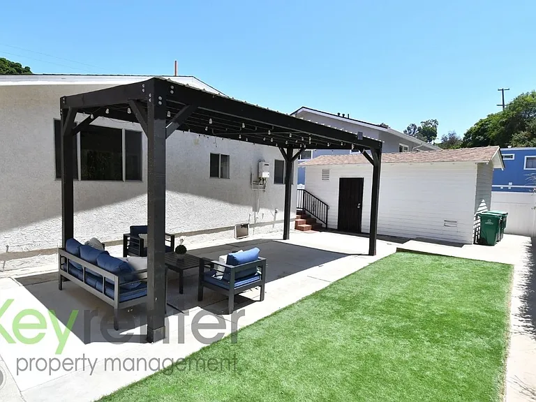 3476 Reynard Way — Photo 13