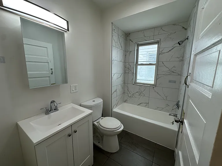 765 Broadway #6 — Photo 7