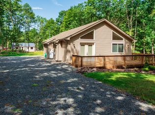 256 Towamensing Trail, Albrightsville, PA 18210