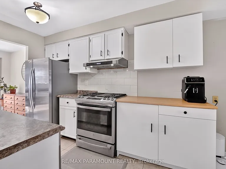 32 Fanshawe Dr — Photo 10