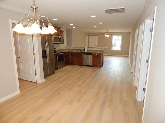 415 Laurel Grove Ct — Photo 12