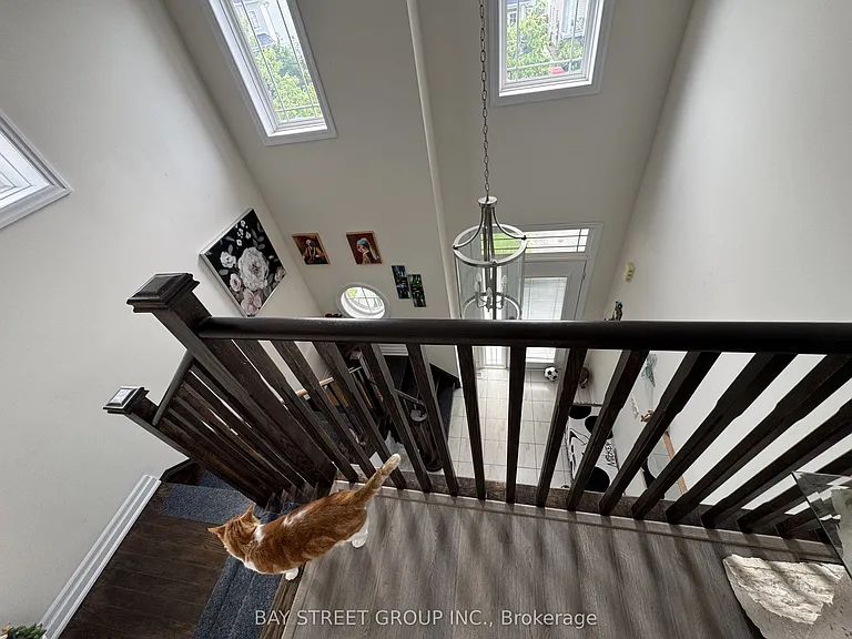 51 Dominion Cres — Photo 11